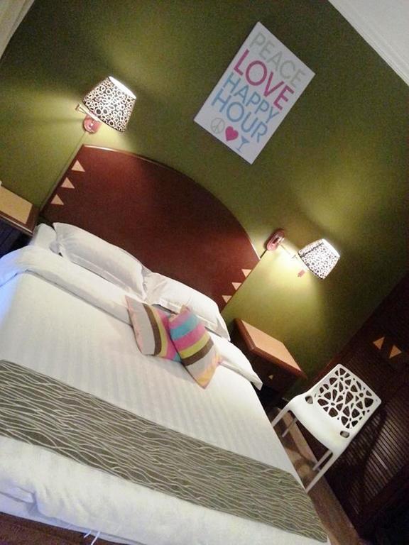 Casuarina Hotel Кота-Кинабалу Экстерьер фото